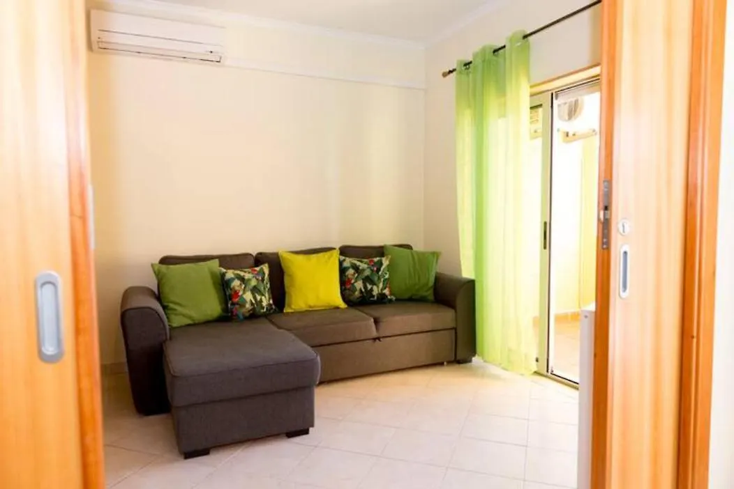 Tac - Alcantarilha House Apartment