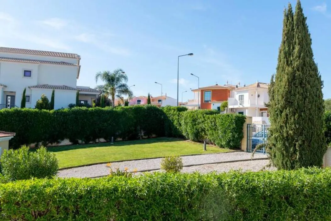 Tac - Alcantarilha House Apartment